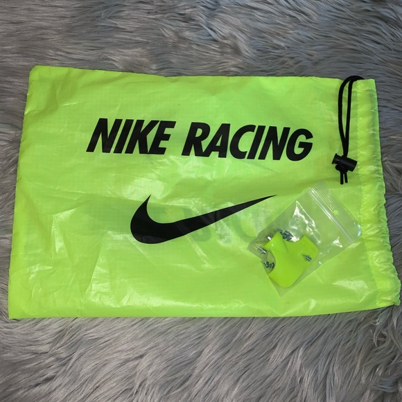 Nike track shoes - Picture 6 of 7